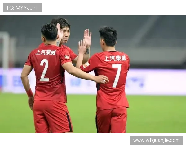 成都网球队以94分领跑世界锦标赛积分榜展现强大实力